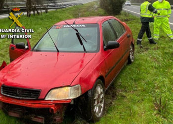 Detenido un joven días después de sufrir un accidente en la A-52 cuando huía de la Guardia Civil