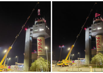 Aena instaló el soporte para las cámaras de la nueva torre de control remota de Vigo
