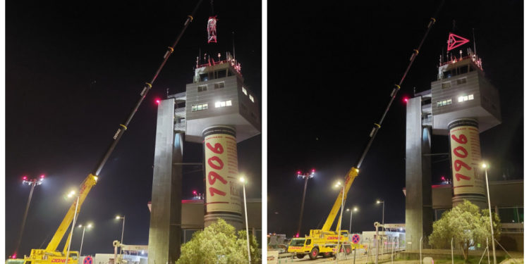 Aena instaló el soporte para las cámaras de la nueva torre de control remota de Vigo