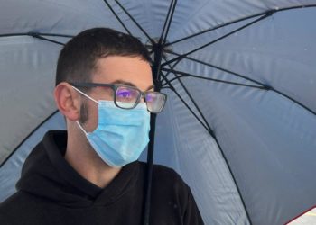 «No hay ninguna esperanza, solo queremos luz y una llamada de algún responsable»