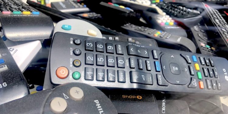 La vida se llena de mandos