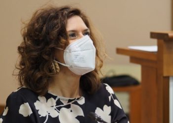 Leticia Gallego pide á Xunta recursos humanos “suficientes” ante o “colapso” sanitario en A Guarda