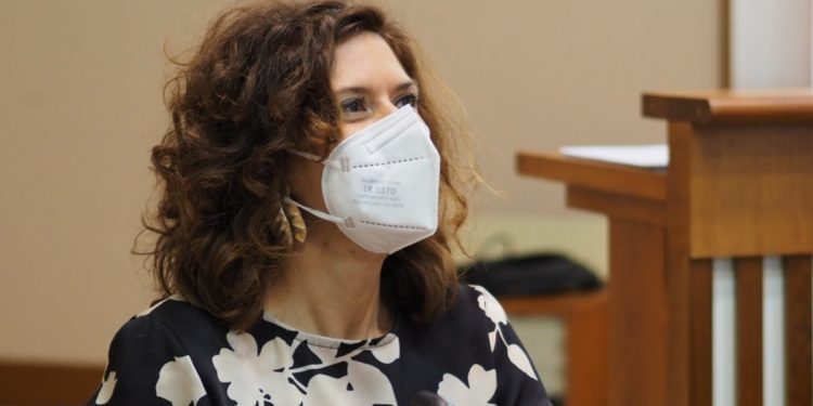 Leticia Gallego pide á Xunta recursos humanos “suficientes” ante o “colapso” sanitario en A Guarda