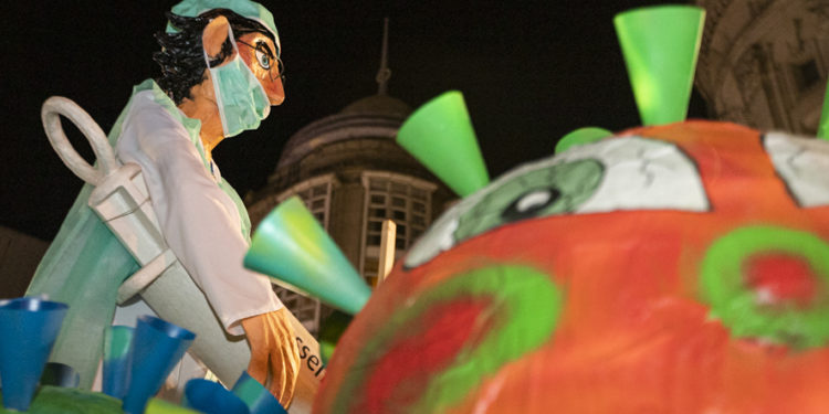 La ‘Mecovacuna’, con su victoria sobre la Covid-19, abre el Entroido de Vigo