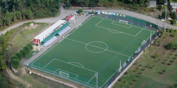 Ponteareas renovará o campo de fútbol de Angoares