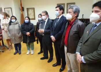 La comunidad peruana en Vigo reclama ayuda: «¿Cómo quedan esos niños?»