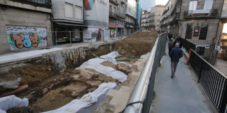 Los arqueólogos tapan el yacimiento de Elduayen tras realizar la fotogrametría