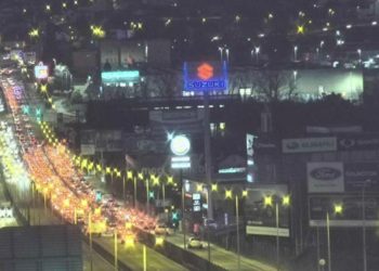 Colapso en la Avenida de Madrid de Vigo por un accidente de tráfico