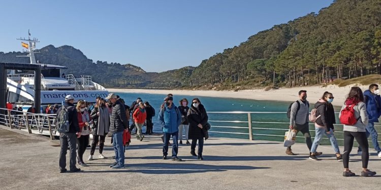 La Xunta activa la central de reservas para ir a Cíes en Semana Santa