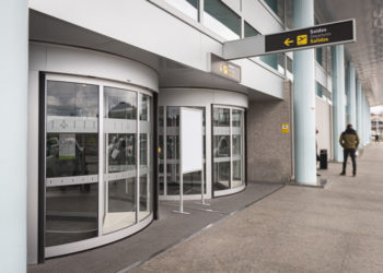 Binter lanza una oferta para viajar entre Vigo y Canarias en marzo, abril y mayo