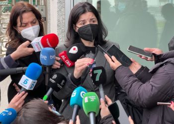 Las familias del «Villa de Pitanxo» claman tras hablar con Canadá: «Nos dicen que nos están vendiendo humo»