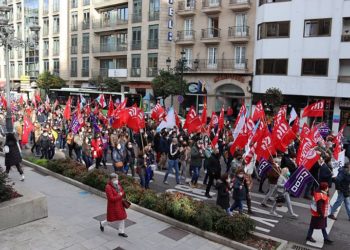Trabajadoras del sector conservero reclaman en Vigo un convenio digno: «Quieren barra libre»