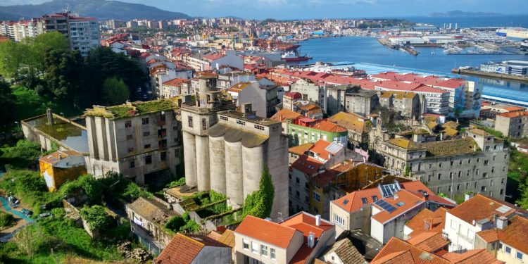Concello de Vigo y Zona Franca activan la rehabilitación de la Panificadora en cuatro años