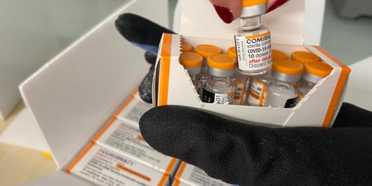 Galicia empieza a citar a menores de 12 años para la segunda dosis contra la Covid-19