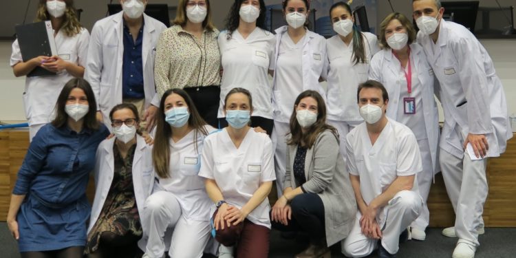 Cuidados para los mejores cuidadores: taller en Vigo para familiares de pacientes con ictus