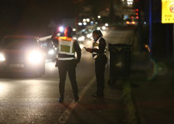 Cuatro heridos, entre ellos dos menores de edad, en un aparatoso accidente de tráfico en Ponteareas