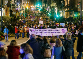 El 8M reúne a todas las voces del feminismo en Vigo en una marcha inédita en su historia