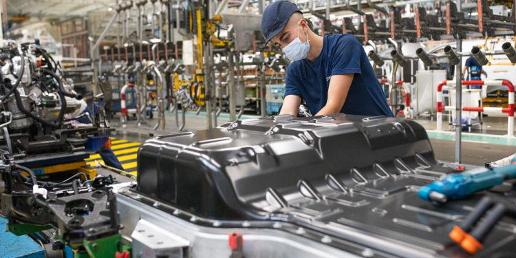 Stellantis Vigo pospone hasta nuevo aviso el regreso del cuarto turno del sistema 2