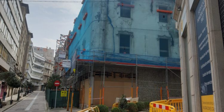 La antigua sede del Círculo Católico de Obreros busca nuevos huéspedes en Vigo