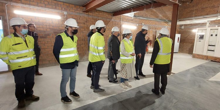 Comienza el derribo del último vestigio de la vieja grada de Marcador