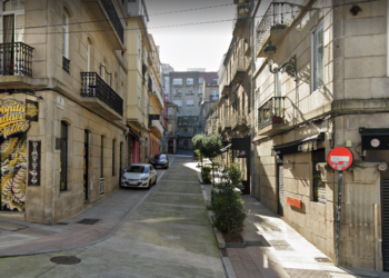 Detenido el cliente de un bar de Vigo por no querer marcharse y agredir al agente que le desalojaba