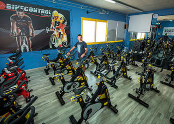 Melchor Mauri ofrecerá una clase magistral de ciclismo indoor en el Vialia Vigo