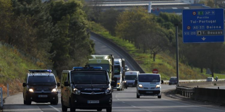 La Delegación del Gobierno anuncia en Vigo más policía para facilitar el tránsito de camiones