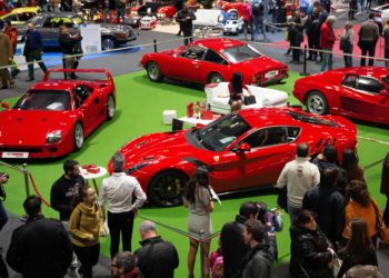 El Salón del Automóvil de Vigo celebra sus 30 años con una exposición de Ferrari