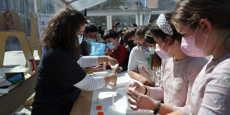UVigo e Deputación poñen valor o traballo das científicas e procuran vocacións