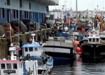 Parte de la flota de Vigo se planta: no saldrá a faenar por el precio del gasóleo