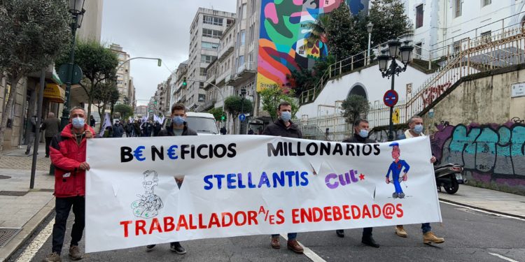 Trabajadores de Stellantis Vigo se movilizan contra la política laboral de la empresa