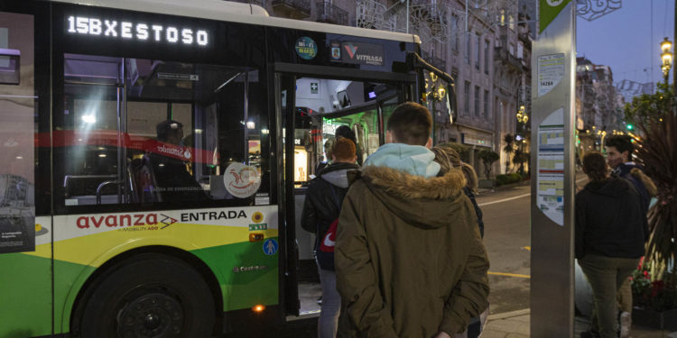 Vitrasa busca “garantizar su supervivencia” con una reducción salarial del 30% y más jornada laboral