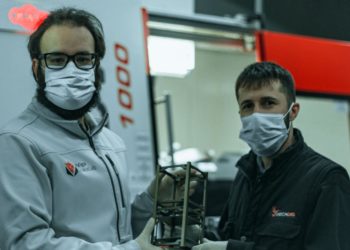 A misión biolóxica de Uvigo SpaceLab crea o primeiro prototipo do cubesat e inicia os experimentos