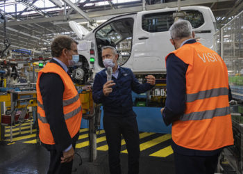 Stellantis Vigo ve “francamente decepcionante” quedarse sin la muy alta tensión