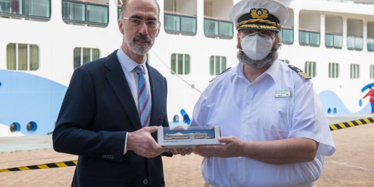 Cerca de 22.000 personas llegarán al Puerto de Vigo esta semana a bordo de siete cruceros