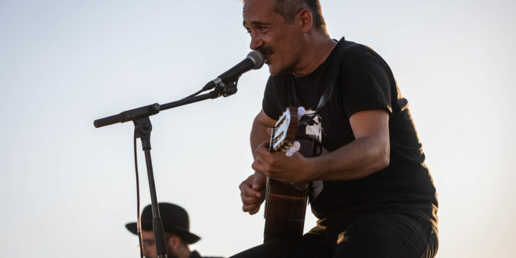 Love of Lesbian mantiene su idilio con Vigo: la banda actuará en Castrelos este verano