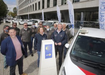 Medio centenar de taxistas de la ciudad de Vigo promocionarán el Xacobeo en sus vehículos