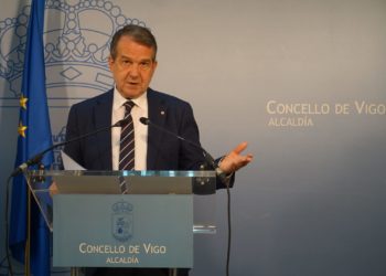 Caballero asegura que defenderá la sede viguesa para el Oceanográfico de España “con uñas y dientes”