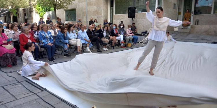 Vigo baila a ritmo de tango