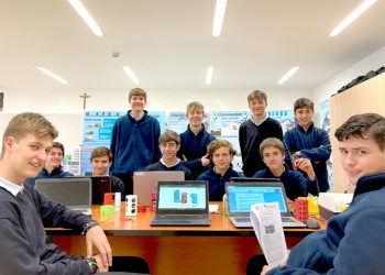 Tres equipos escolares representarán a Vigo en el proyecto Cansat de la Agencia Espacial Europea