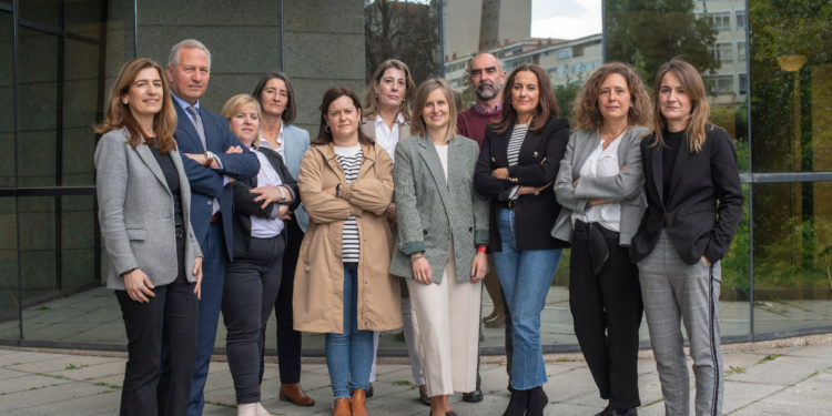 Los procuradores de Vigo logran su récord en resoluciones con 2.680 casos por día durante 2021