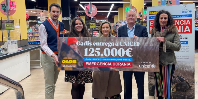 Gadis y su clientela entregan a Unicef 125.000 euros de ayuda a Ucrania