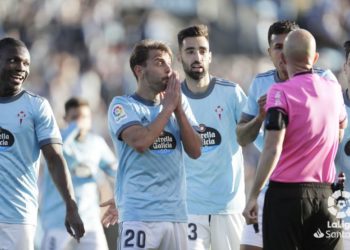 Robo y Día Mundial del Teatro en Balaídos: «¡Penalti, penalti, penalti!»