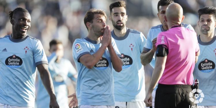 Robo y Día Mundial del Teatro en Balaídos: «¡Penalti, penalti, penalti!»