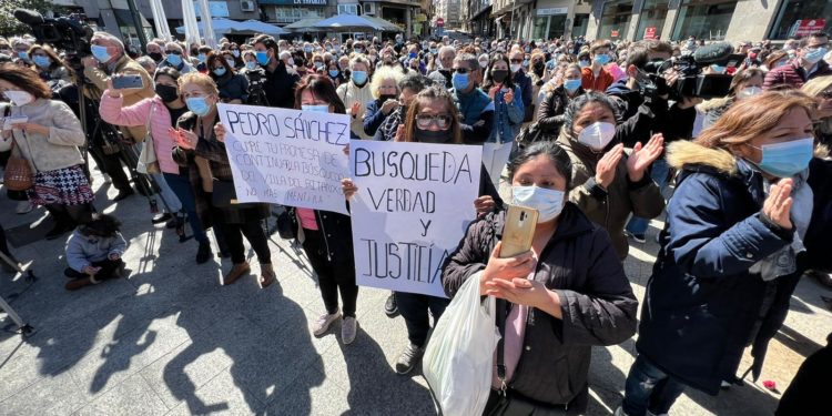 Justicia y dolor por el ‘Villa de Pitanxo’: las familias piden bajar al pecio y «no tapar la verdad»