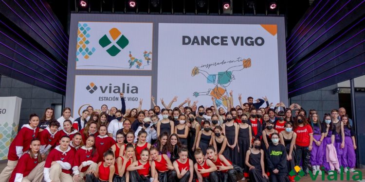 Cita con el baile latino, este domingo, en Vialia Vigo
