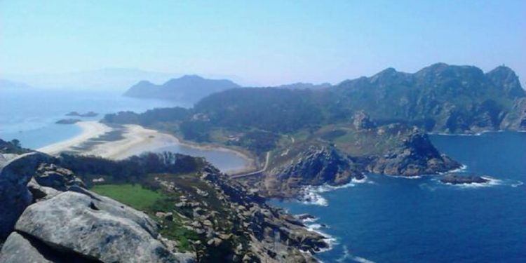 Las Cíes adelantan la temporada alta con viajes diarios y una experiencia ‘Starlight’