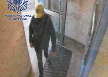 Detenido un hombre en Vigo por atracar un banco armado con un cuchillo