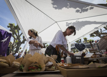 La Brincadeira cuelga el cartel de ‘completo’ con 120 puestos y programa una “gran representación”