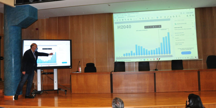 Manuel Reigosa avoga no inicio da súa campaña en Vigo por acadar un campus «con máis vida»